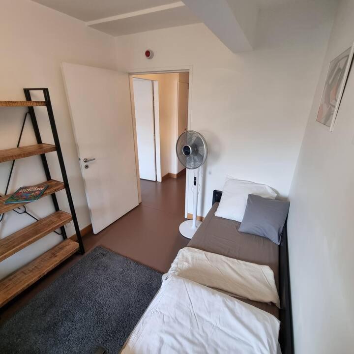 Auberge De Jeunesse Hi Paris Yves Robert Buitenkant foto