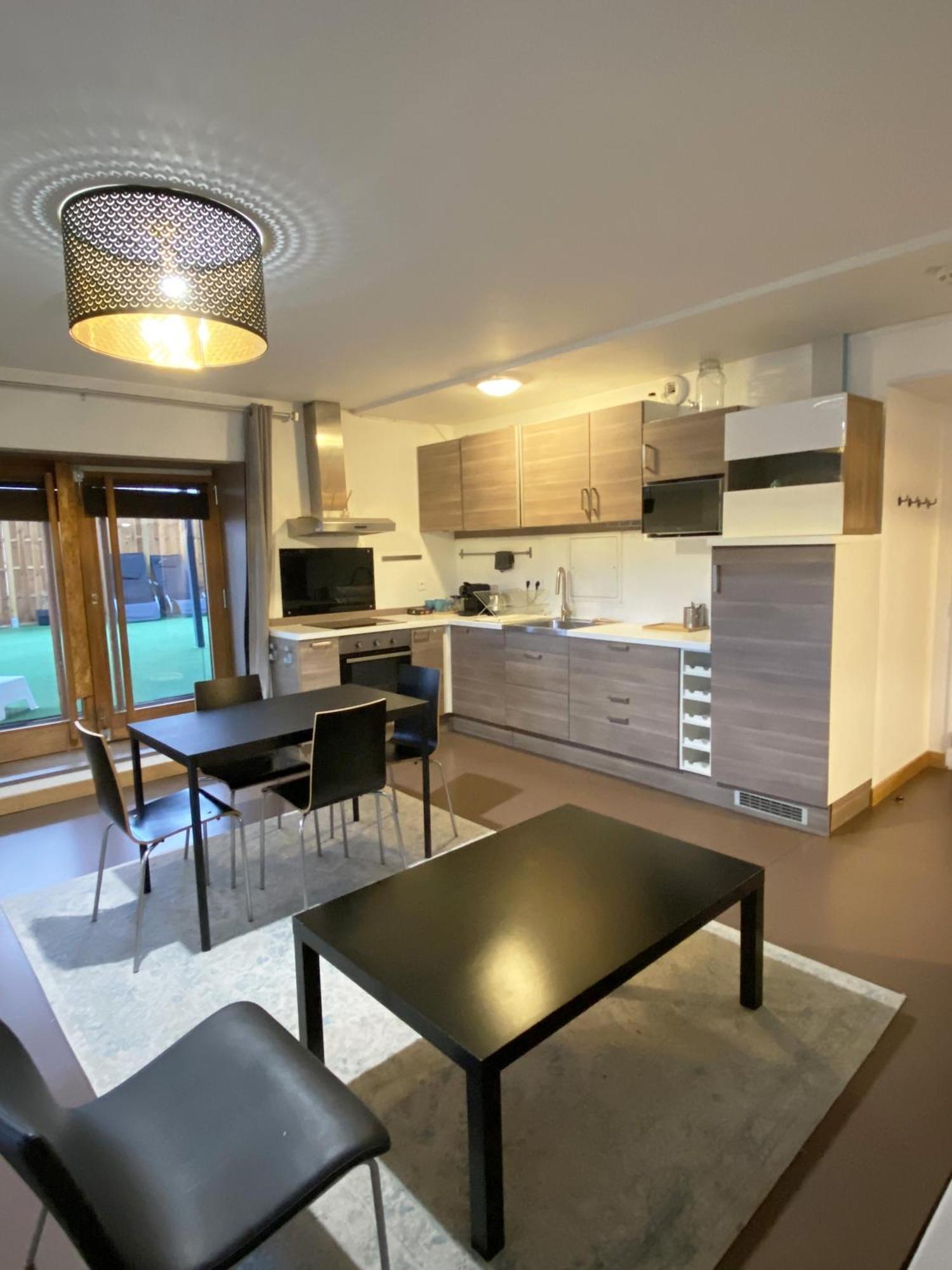 Auberge De Jeunesse Hi Paris Yves Robert Buitenkant foto